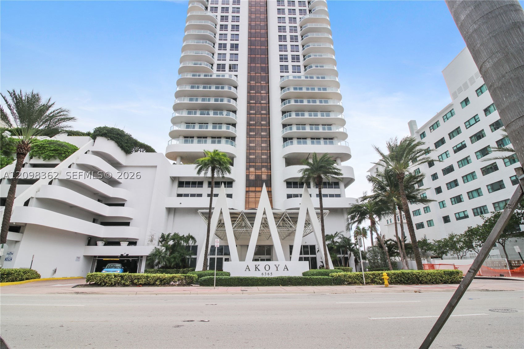 6365 Collins Ave #3909, Miami Beach FL 33141
