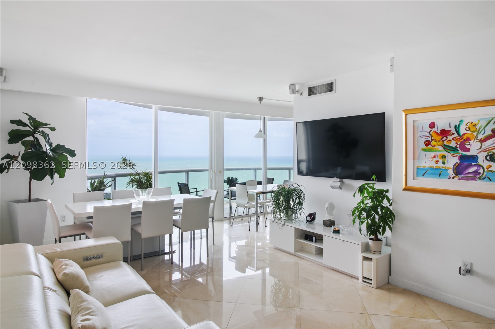 6365 Collins Ave #3909, Miami Beach FL 33141