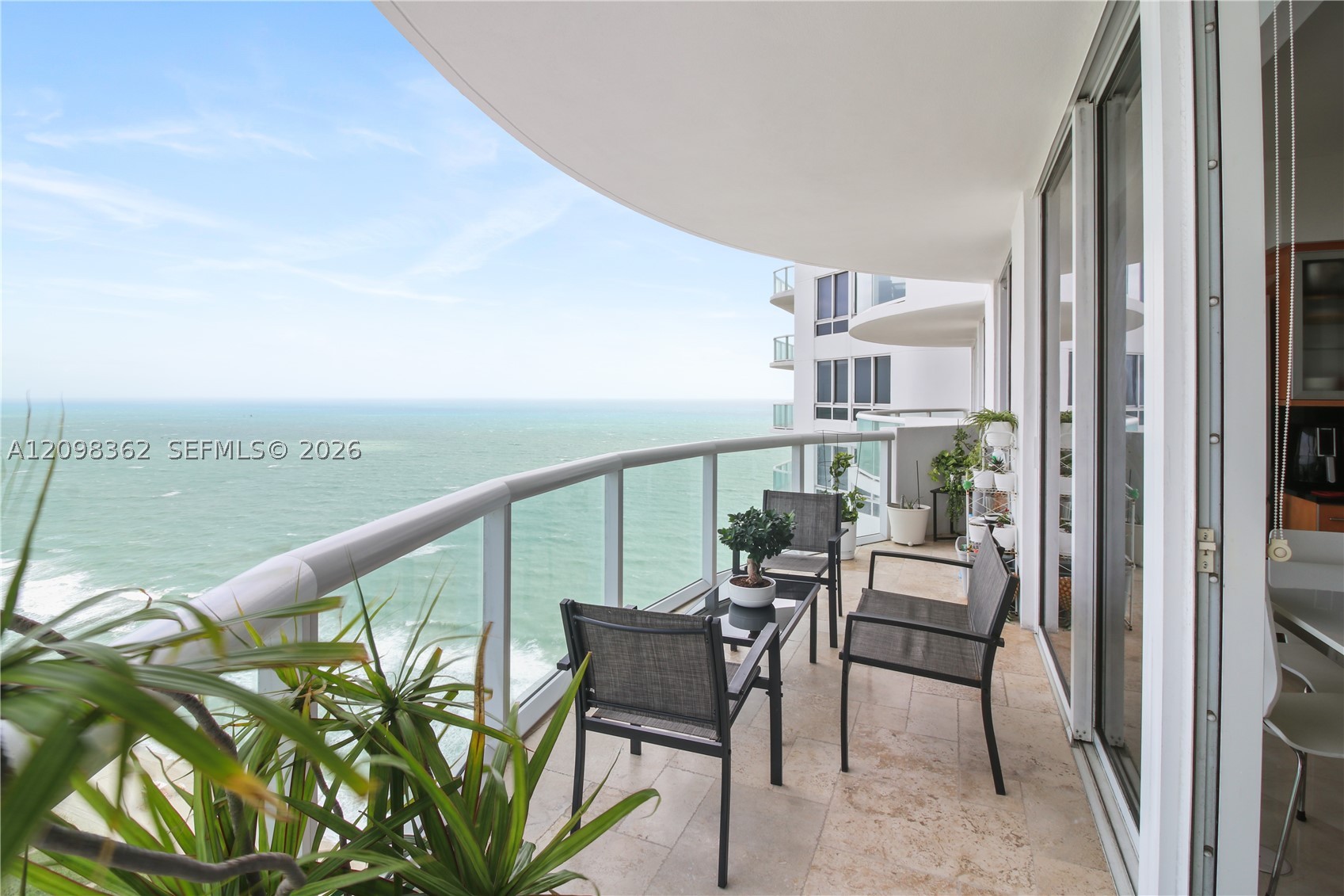 6365 Collins Ave #3909, Miami Beach FL 33141