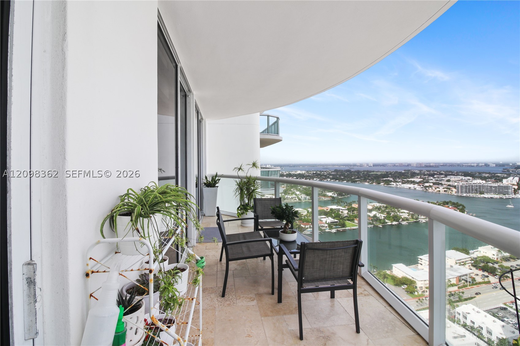 6365 Collins Ave #3909, Miami Beach FL 33141