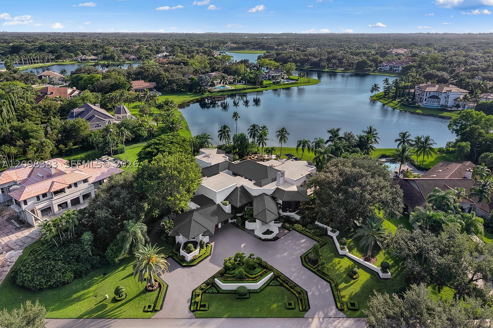 2965 Surrey Ln, Weston FL 33331