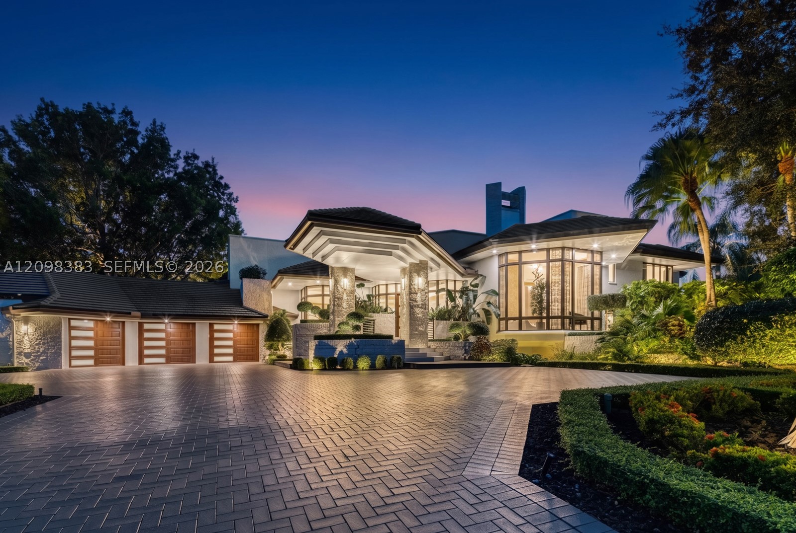 2965 Surrey Ln, Weston FL 33331