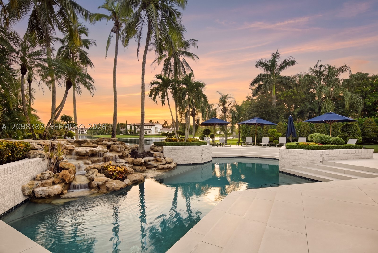 2965 Surrey Ln, Weston FL 33331