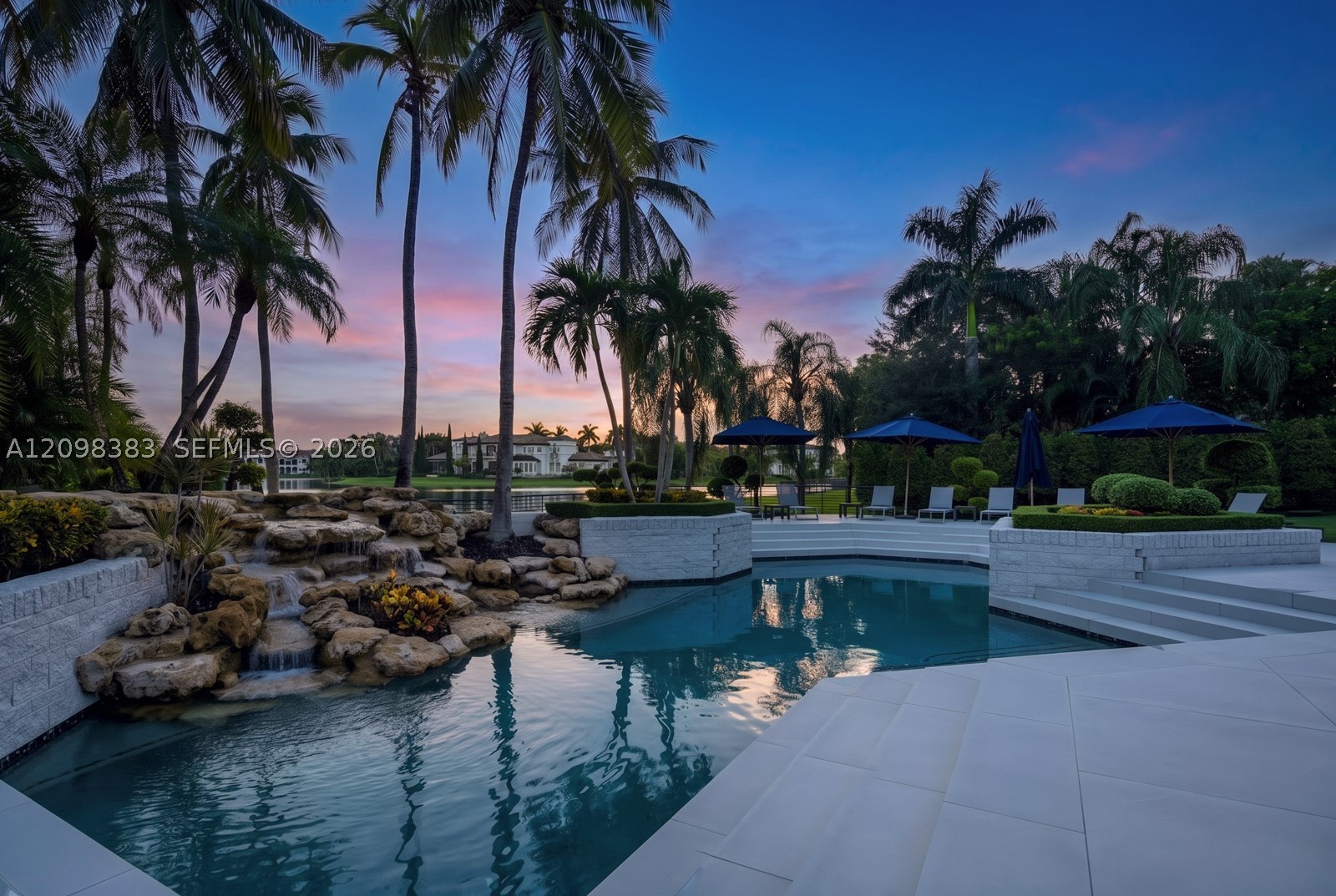 2965 Surrey Ln, Weston FL 33331