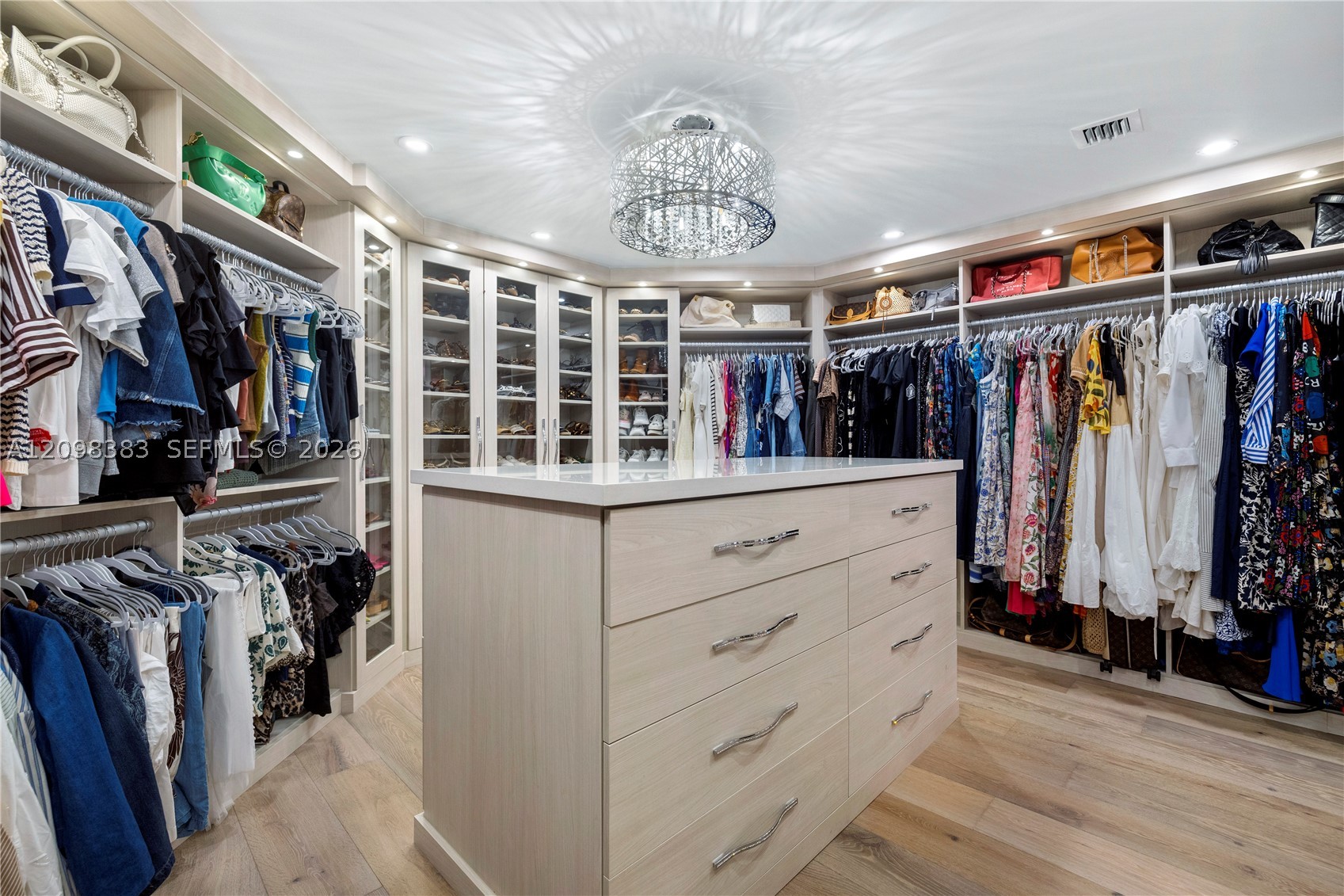 2965 Surrey Ln, Weston FL 33331