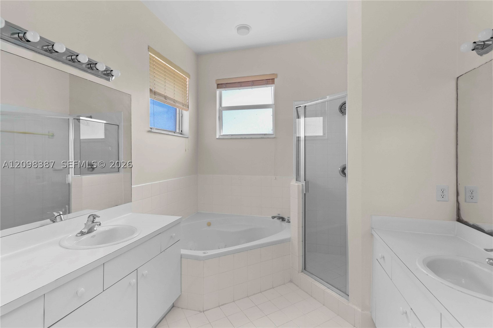 2001 NE 40th Rd #., Homestead FL 33033