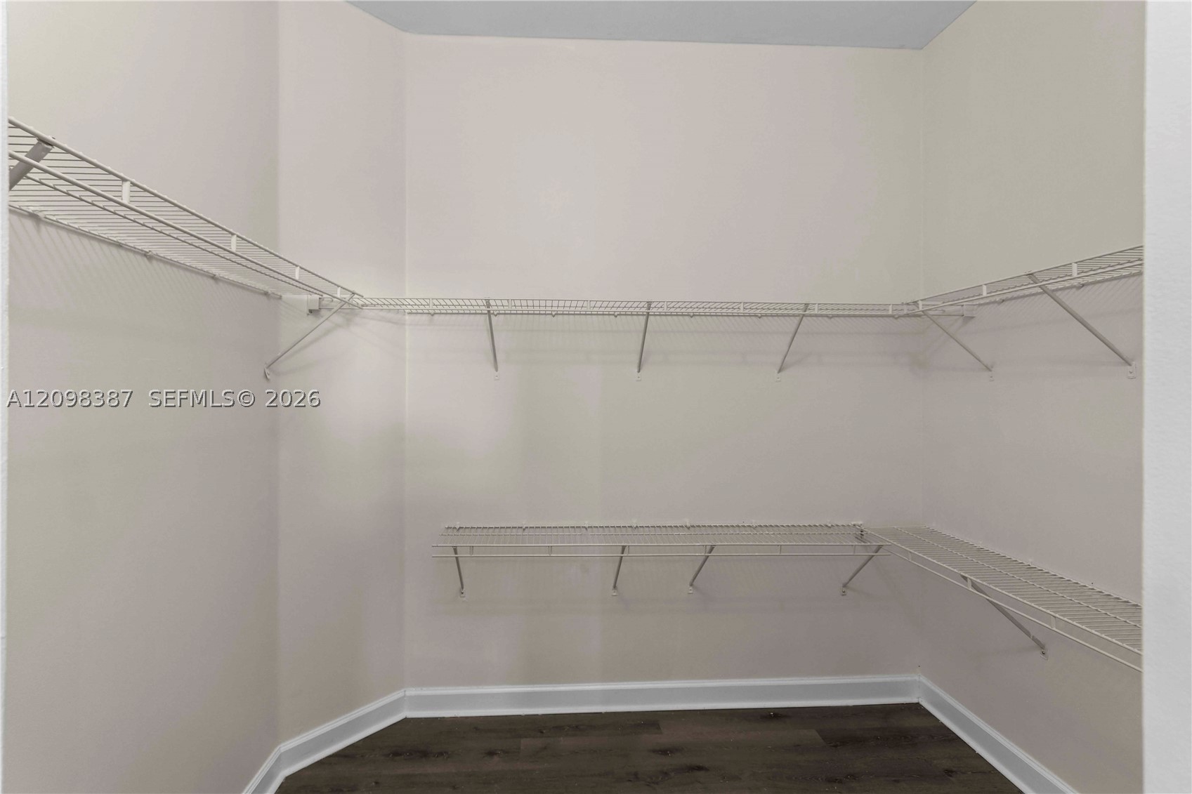 2001 NE 40th Rd #., Homestead FL 33033