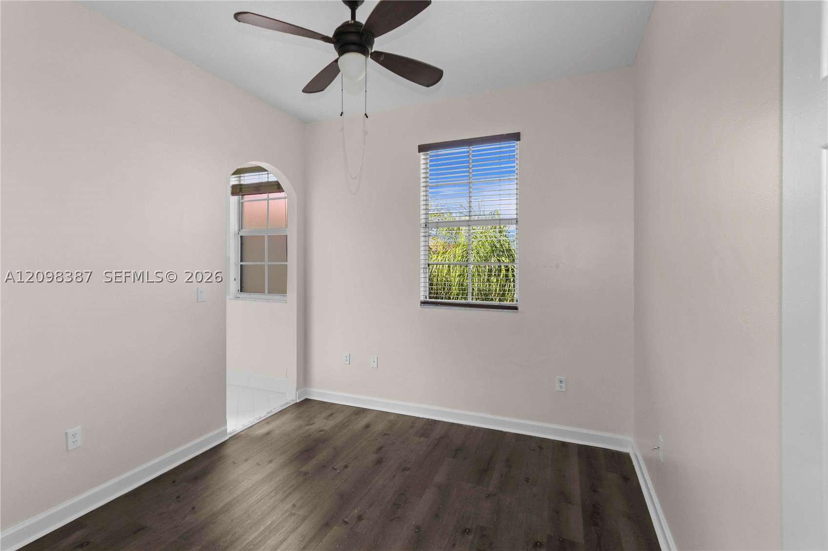 2001 NE 40th Rd #., Homestead FL 33033