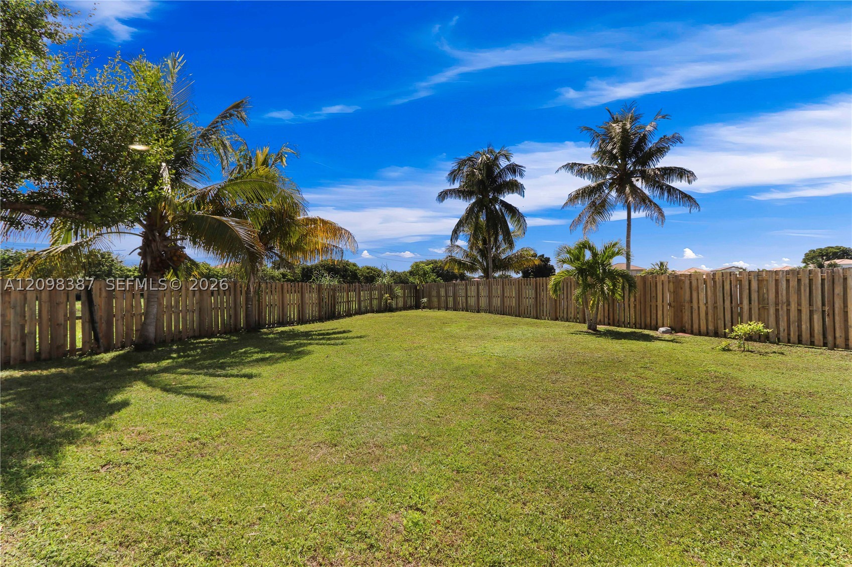 2001 NE 40th Rd #., Homestead FL 33033