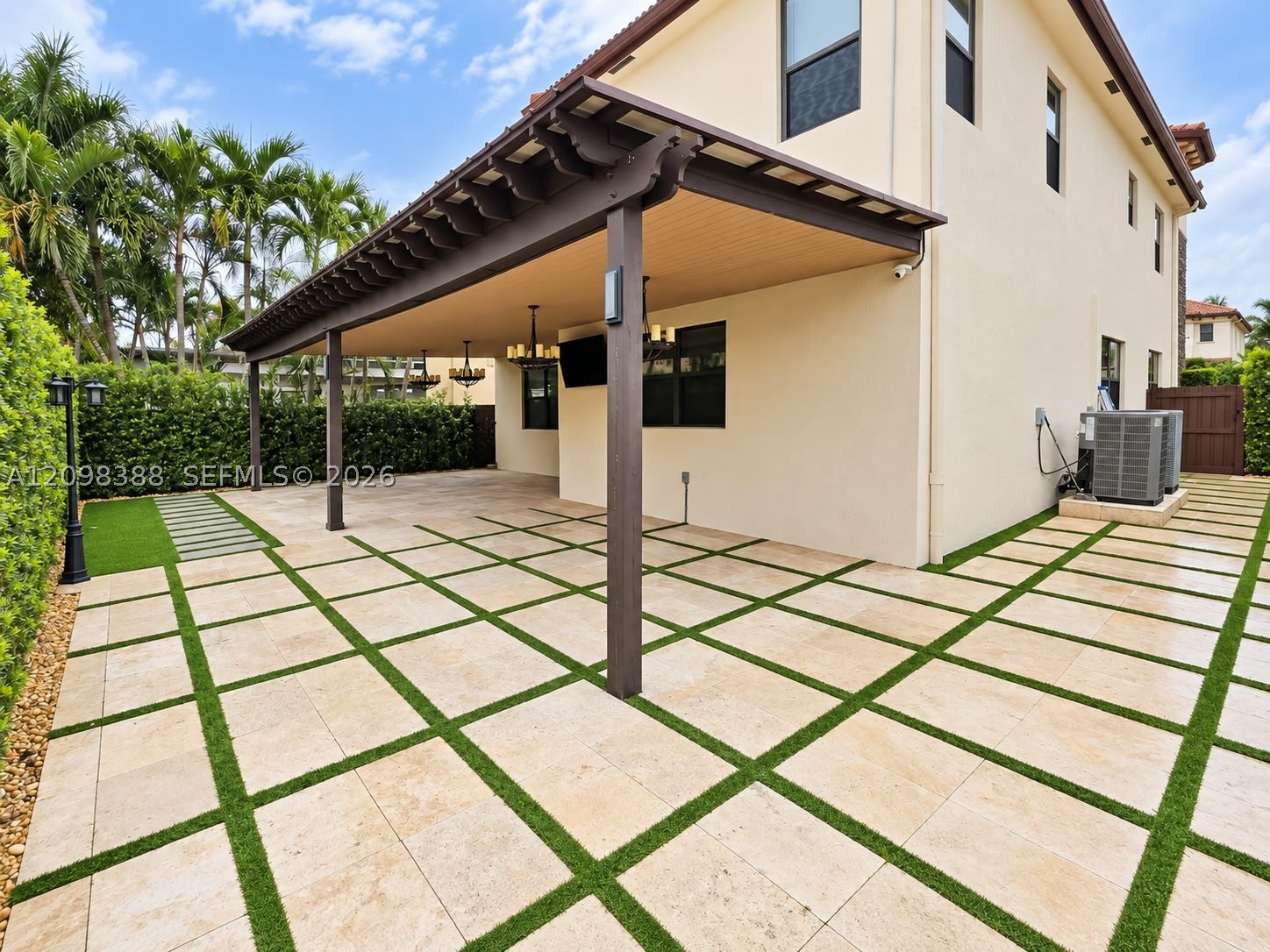 8870 NW 99th Ave #8870, Doral FL 33178