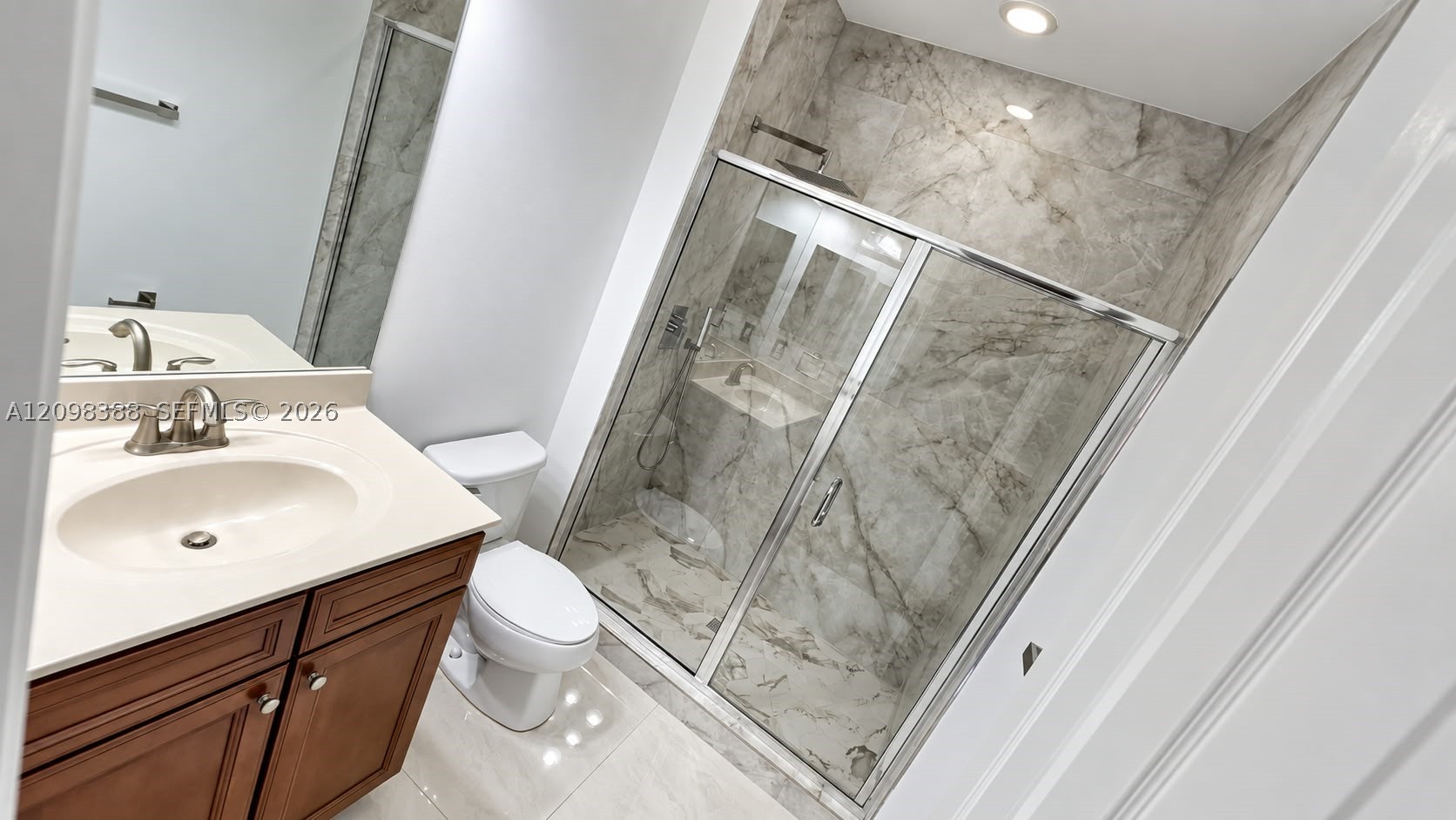 8870 NW 99th Ave #8870, Doral FL 33178