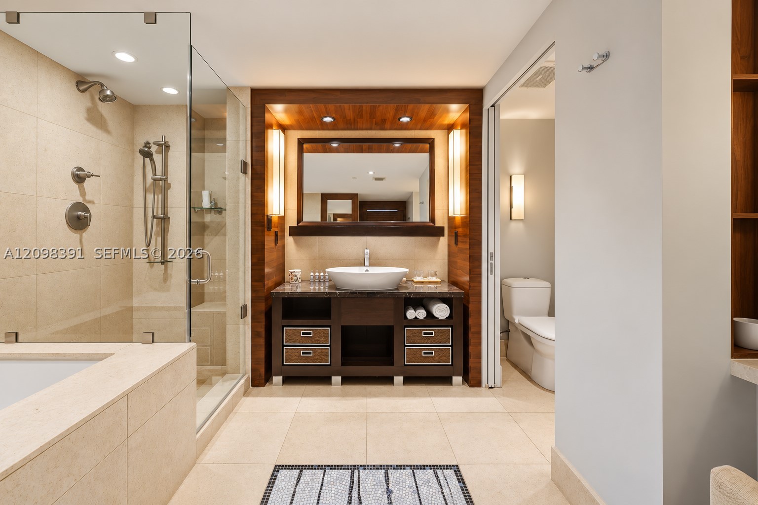 6801 Collins Ave #802, Miami Beach FL 33141