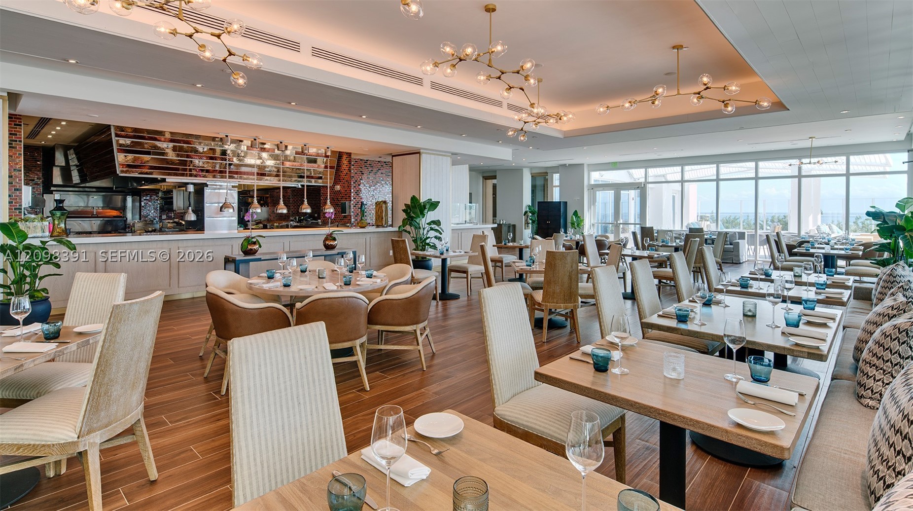 6801 Collins Ave #802, Miami Beach FL 33141