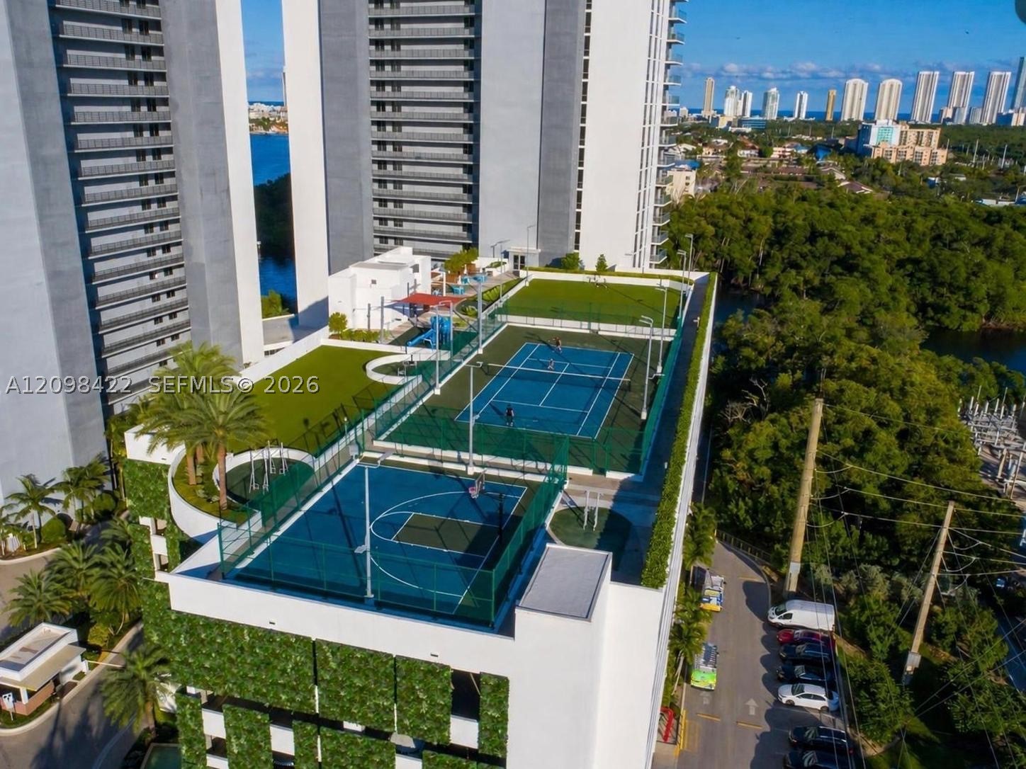 16385 Biscayne Blvd #1006, North Miami Beach FL 33160