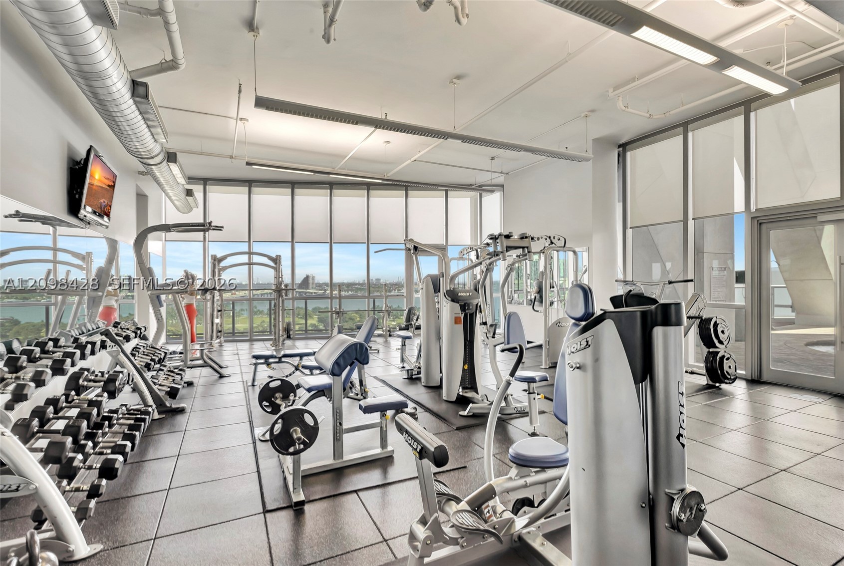 888 Biscayne Blvd #411, Miami FL 33132