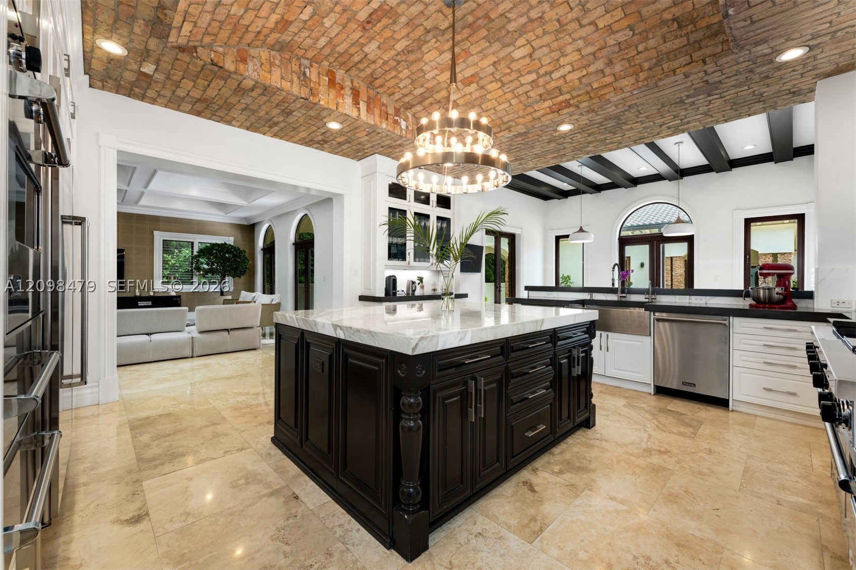 6645 SW 102nd St, Pinecrest FL 33156