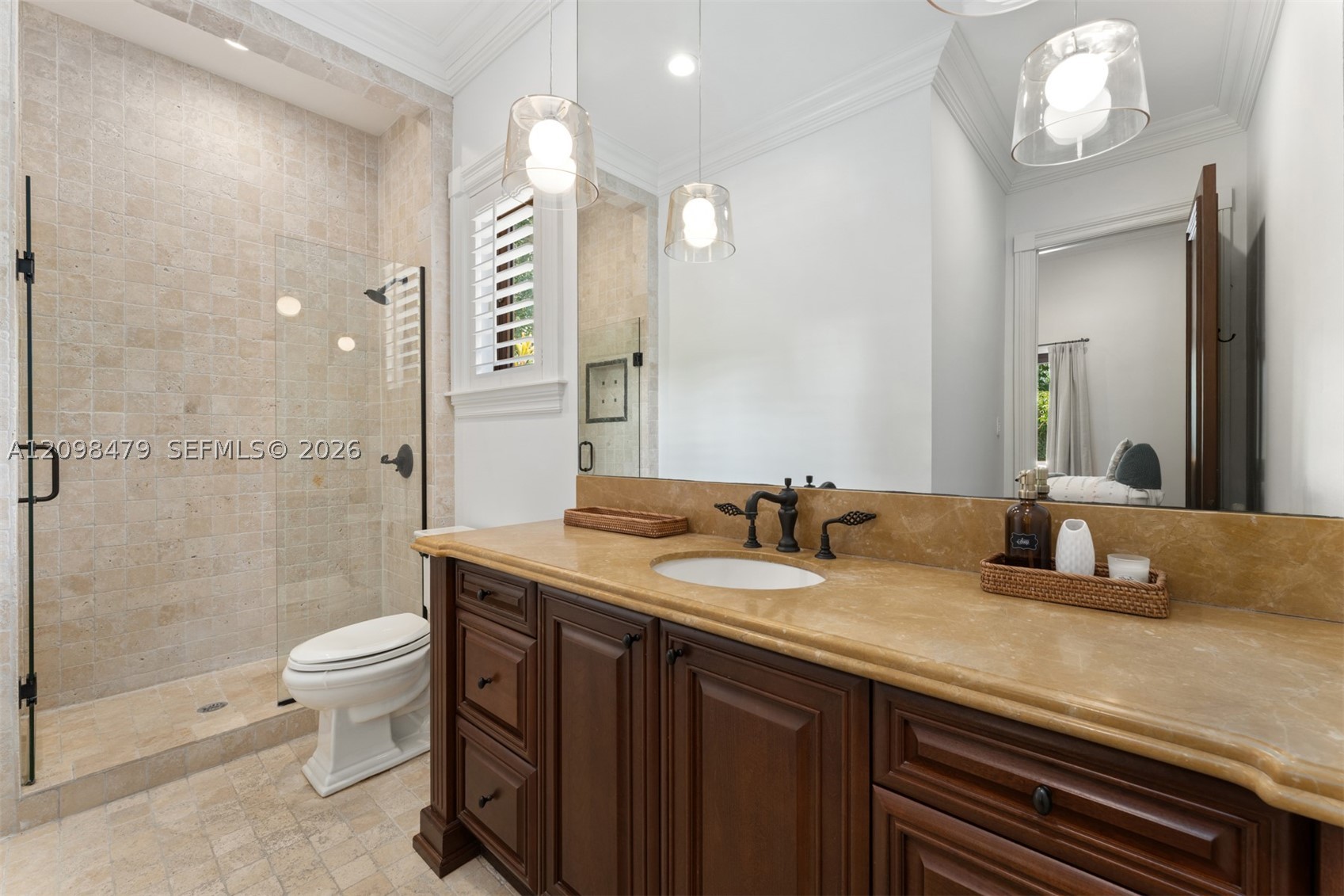6645 SW 102nd St, Pinecrest FL 33156
