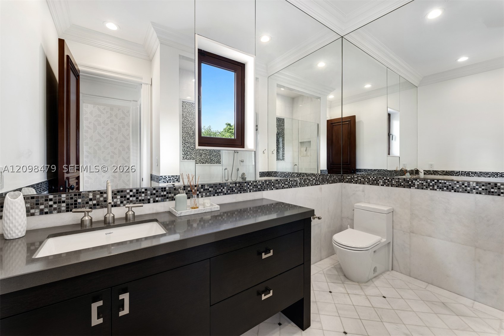 6645 SW 102nd St, Pinecrest FL 33156