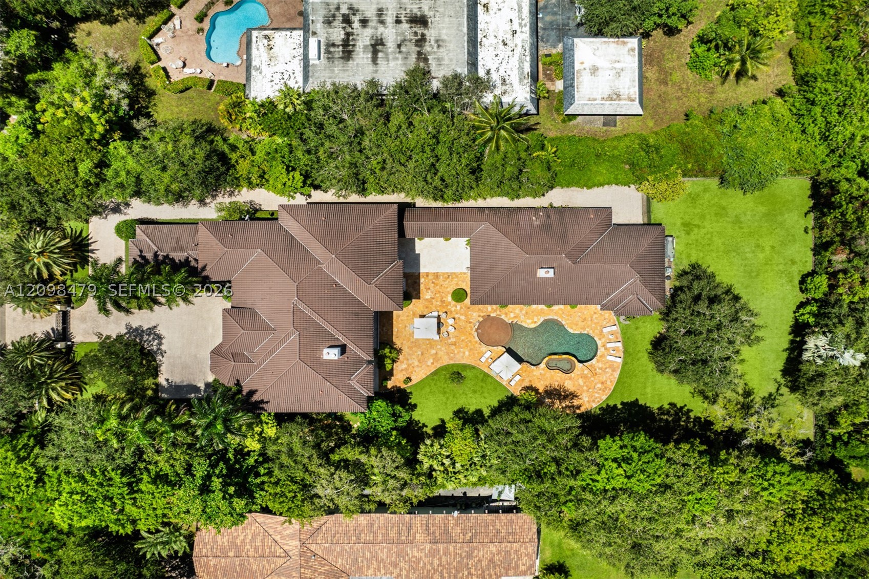 6645 SW 102nd St, Pinecrest FL 33156