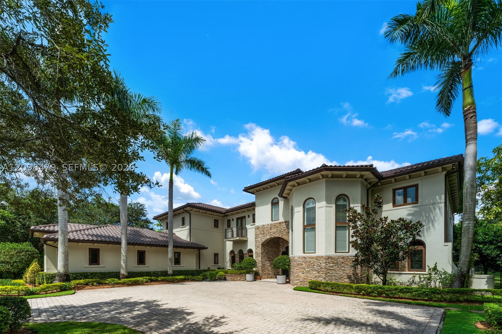 6645 SW 102nd St, Pinecrest FL 33156