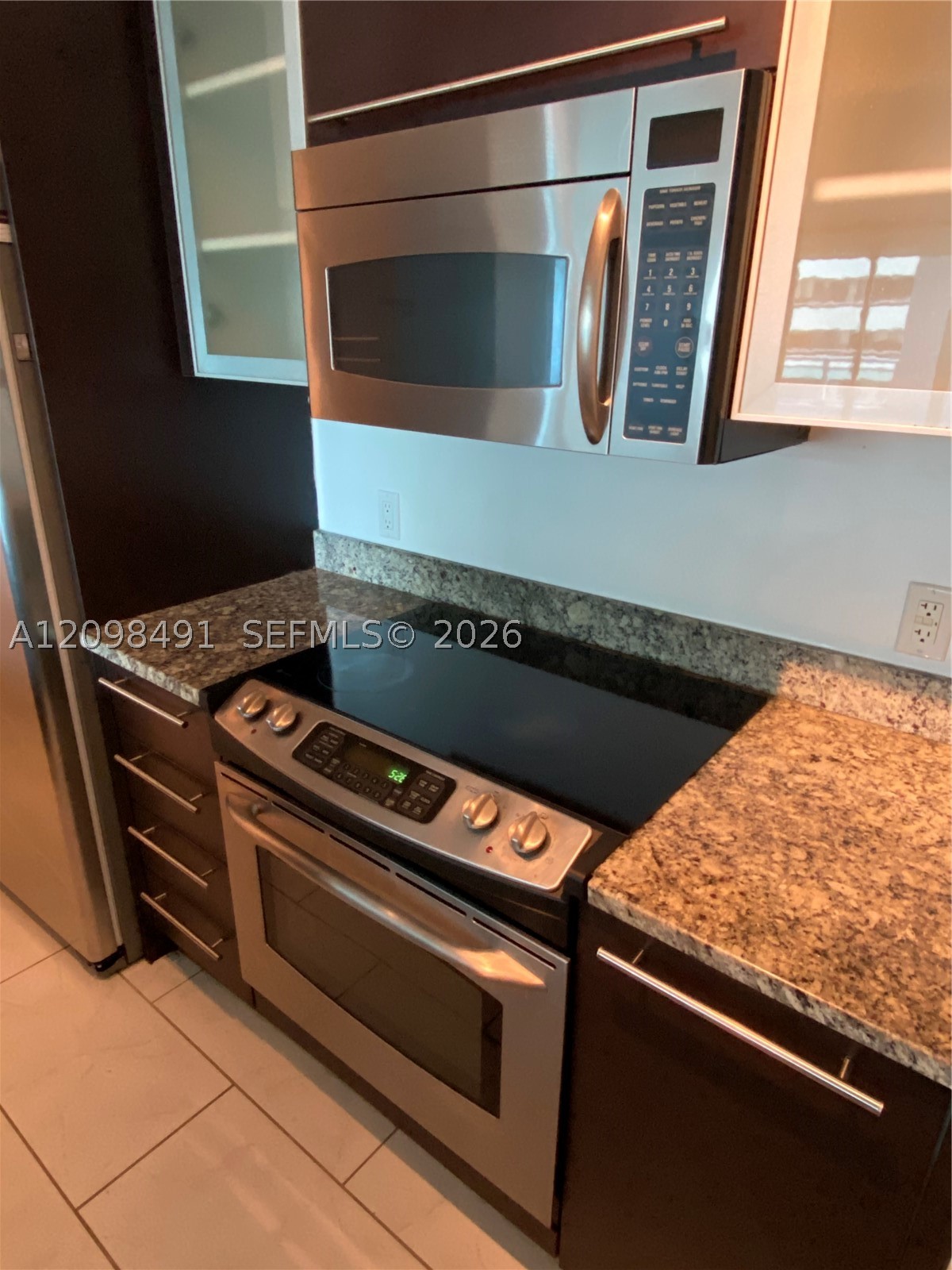 951 Brickell Ave #805, Miami FL 33131