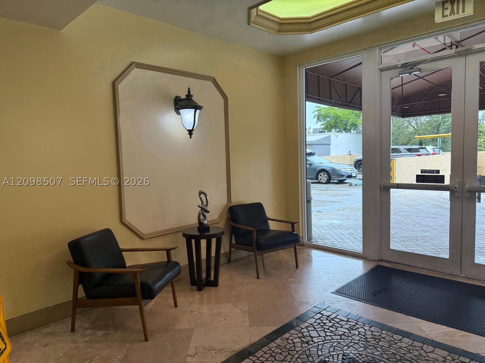 3500 Coral Way #614, Miami FL 33145