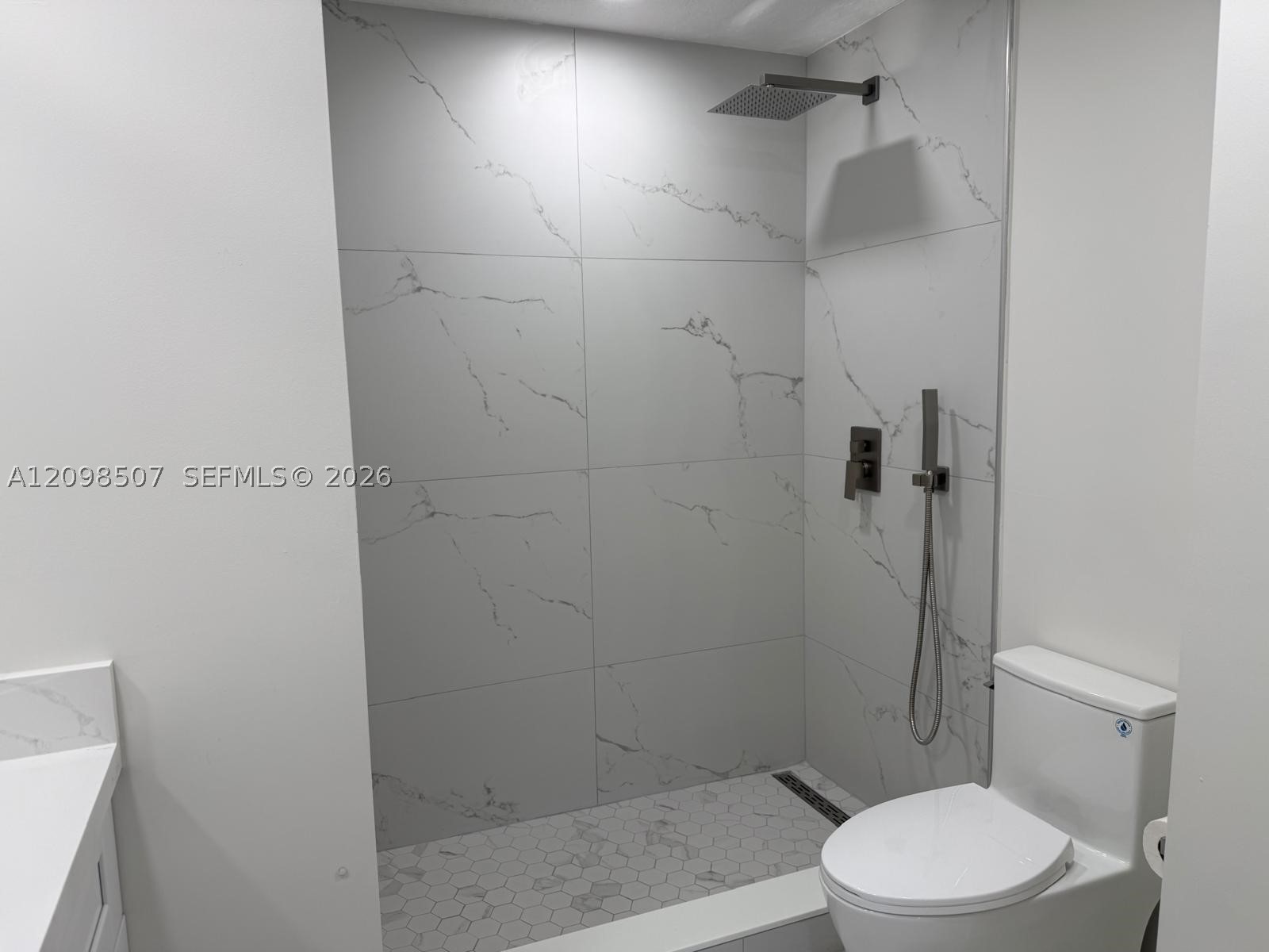 3500 Coral Way #614, Miami FL 33145