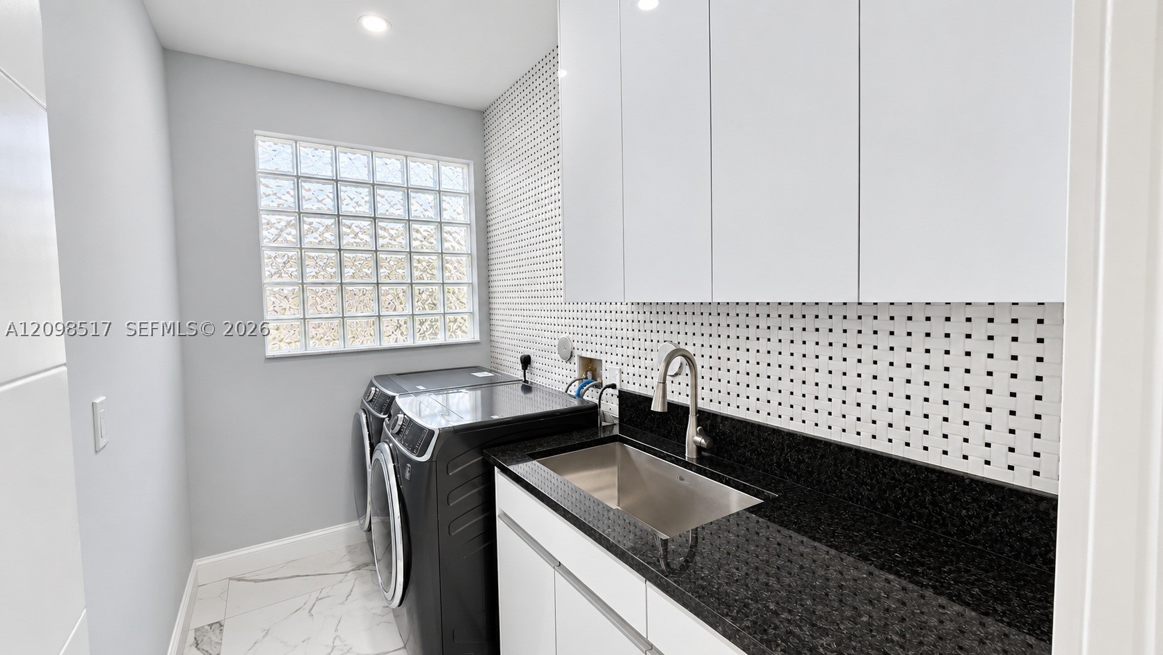 212 SW 179th Ave, Pembroke Pines FL 33029