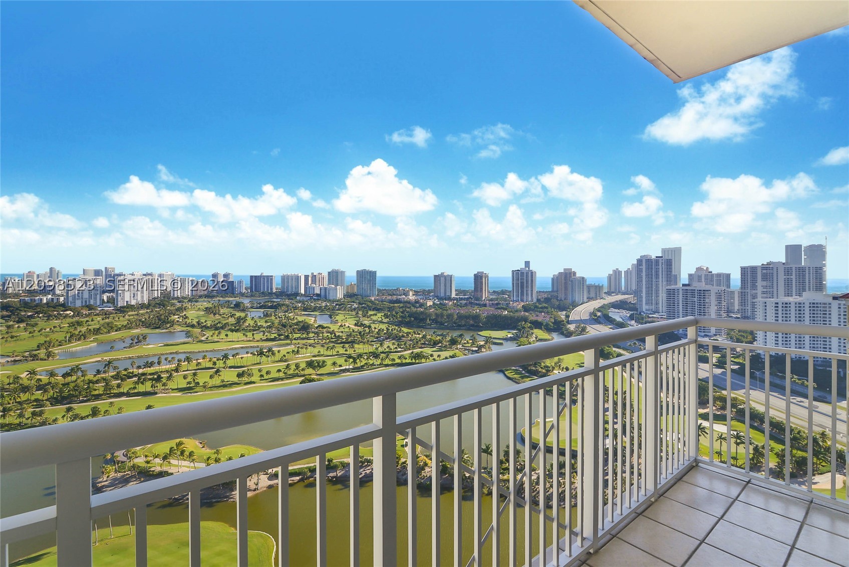 19501 W Country Club Dr #PH-02, Aventura FL 33180