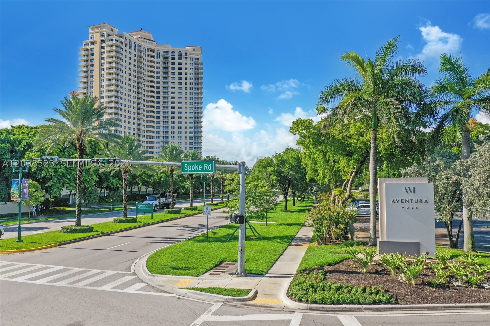 19501 W Country Club Dr #PH-02, Aventura FL 33180