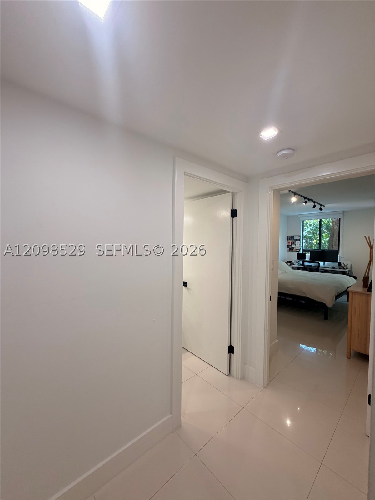 181 Crandon Blvd #109, Key Biscayne FL 33149