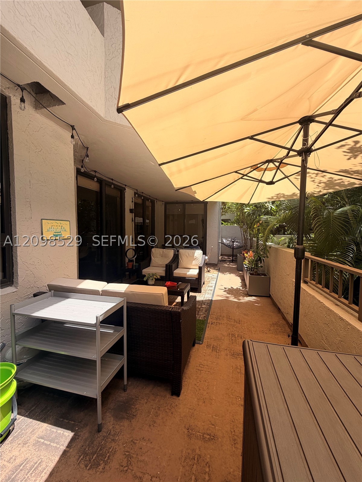 181 Crandon Blvd #109, Key Biscayne FL 33149