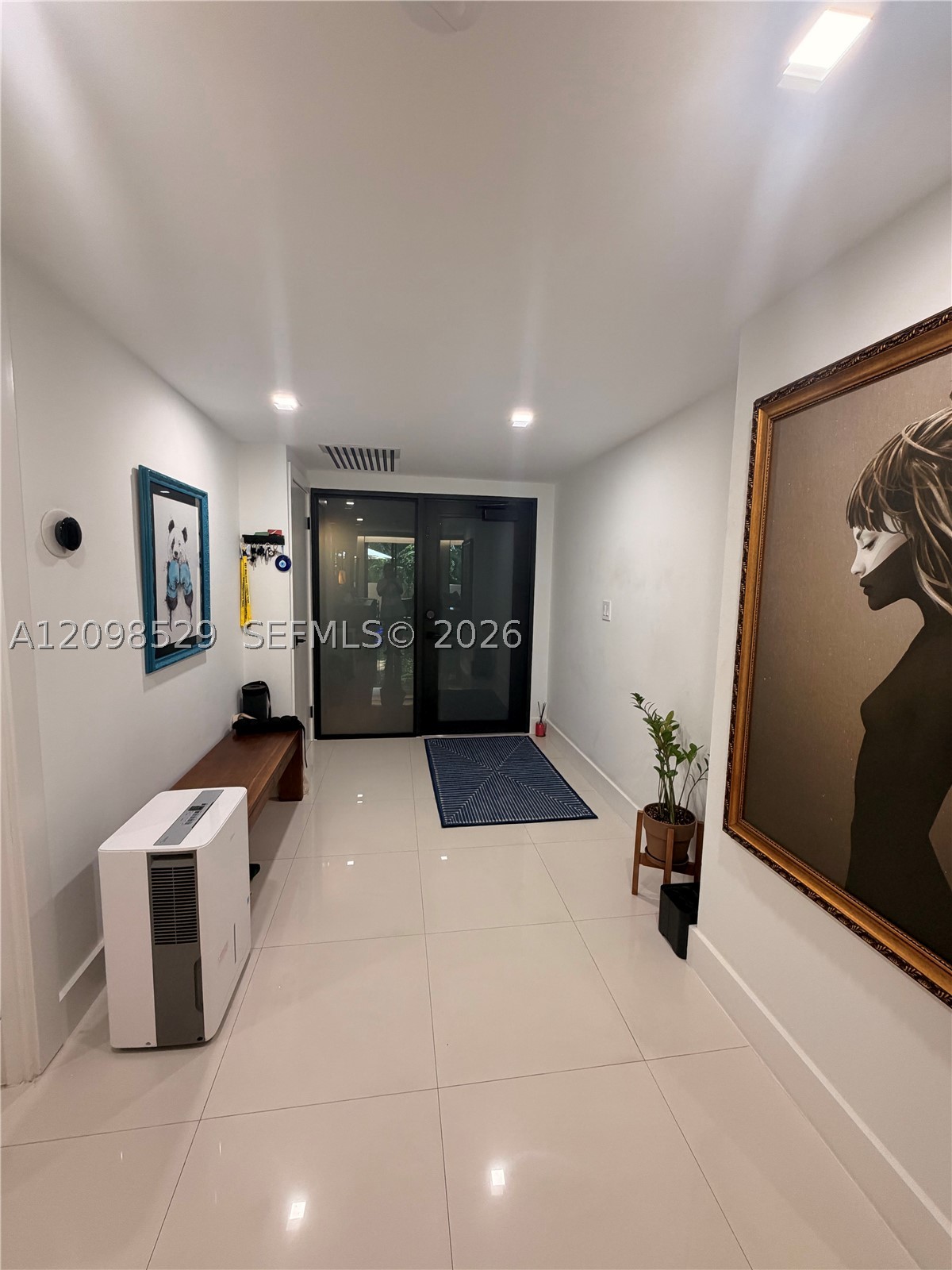 181 Crandon Blvd #109, Key Biscayne FL 33149