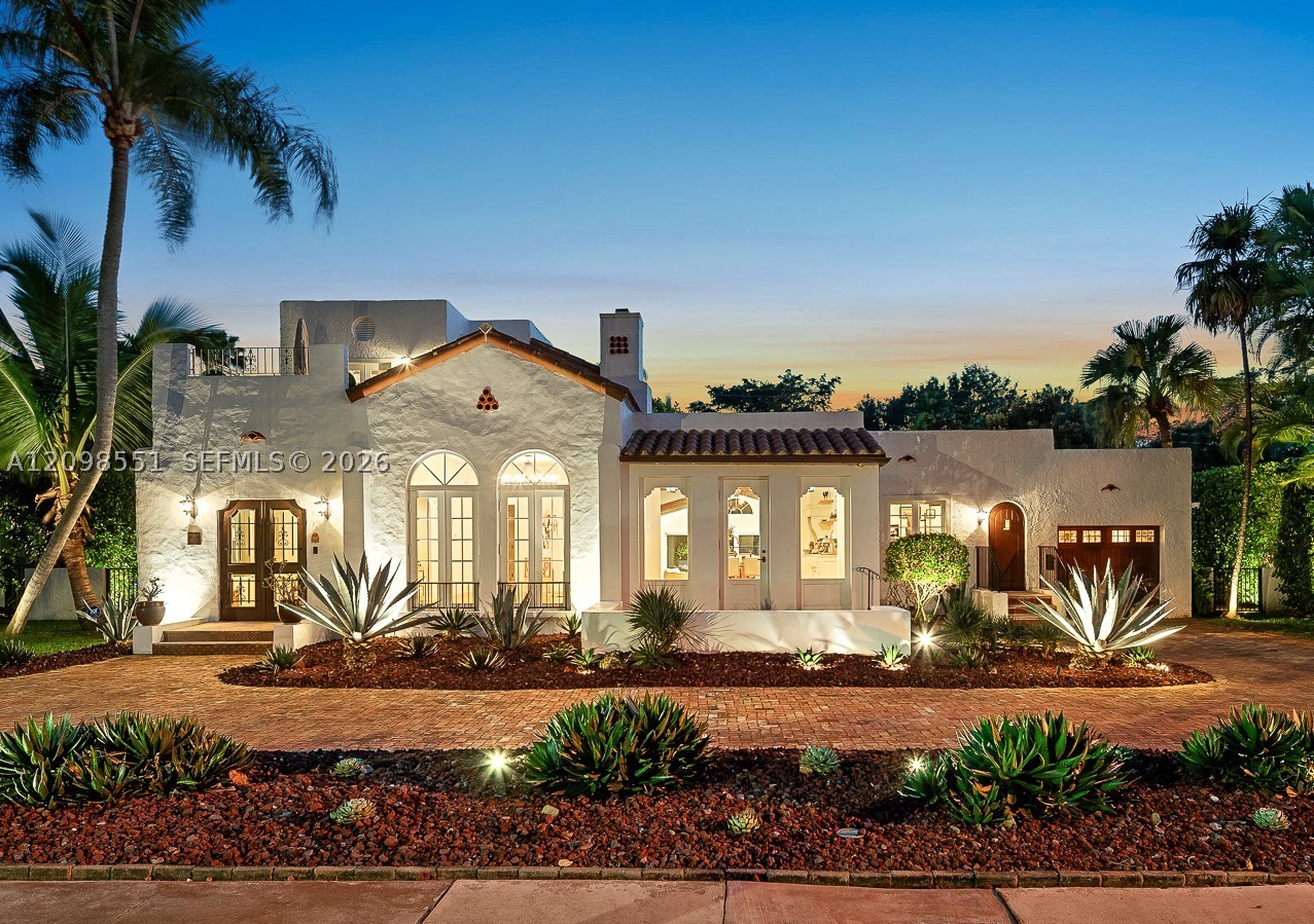 1234 S Greenway Dr, Coral Gables FL 33134