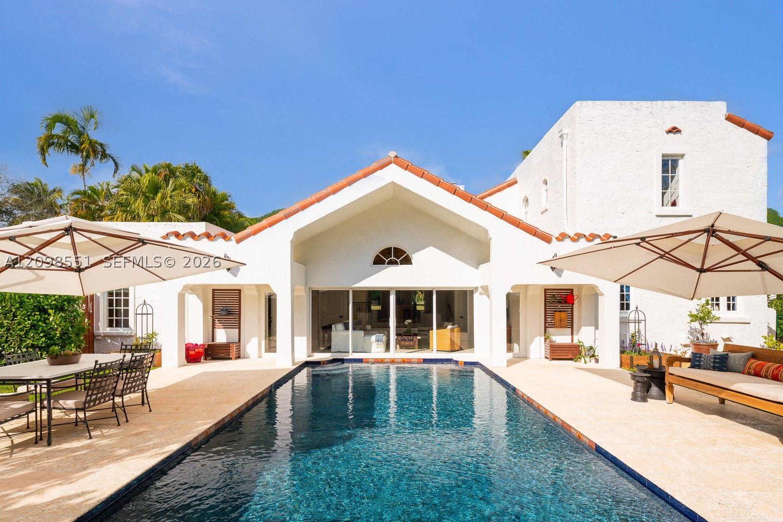 1234 S Greenway Dr, Coral Gables FL 33134