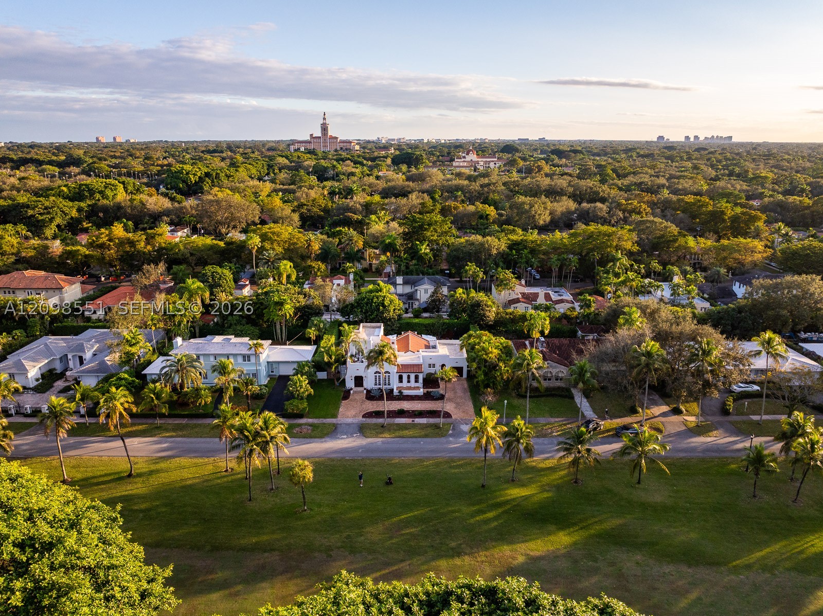 1234 S Greenway Dr, Coral Gables FL 33134