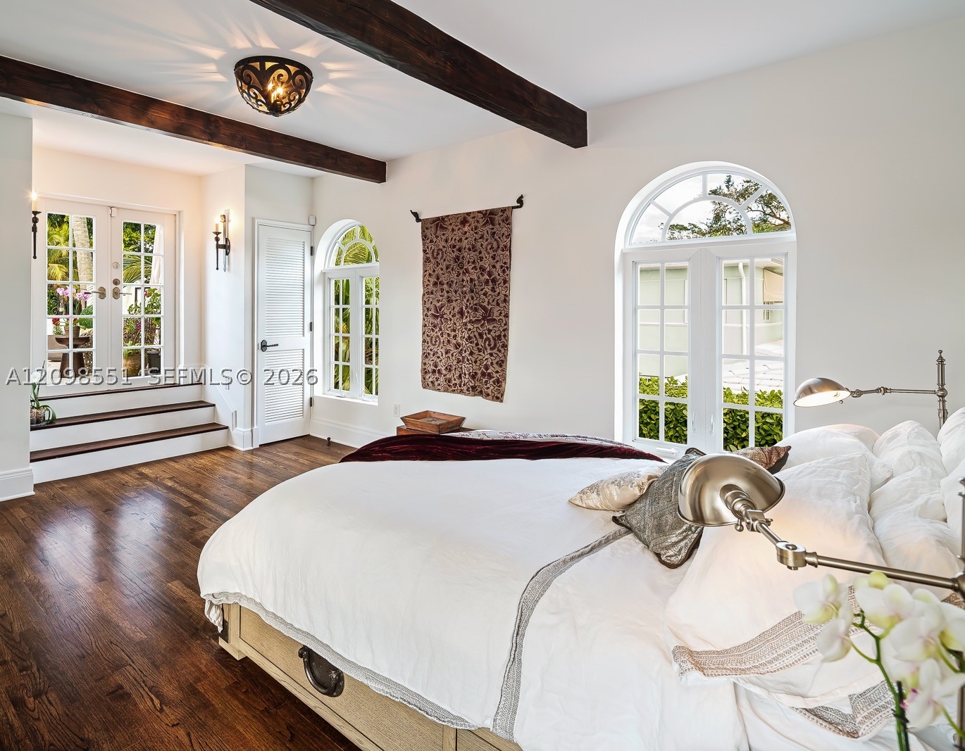 1234 S Greenway Dr, Coral Gables FL 33134