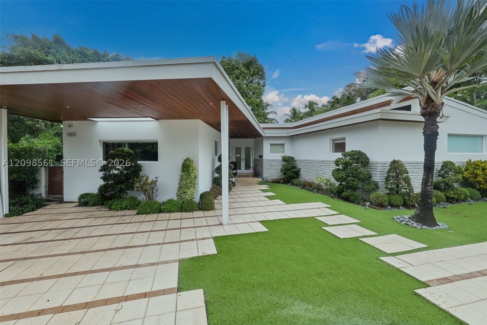 5815 N Bay Rd, Miami Beach FL 33140