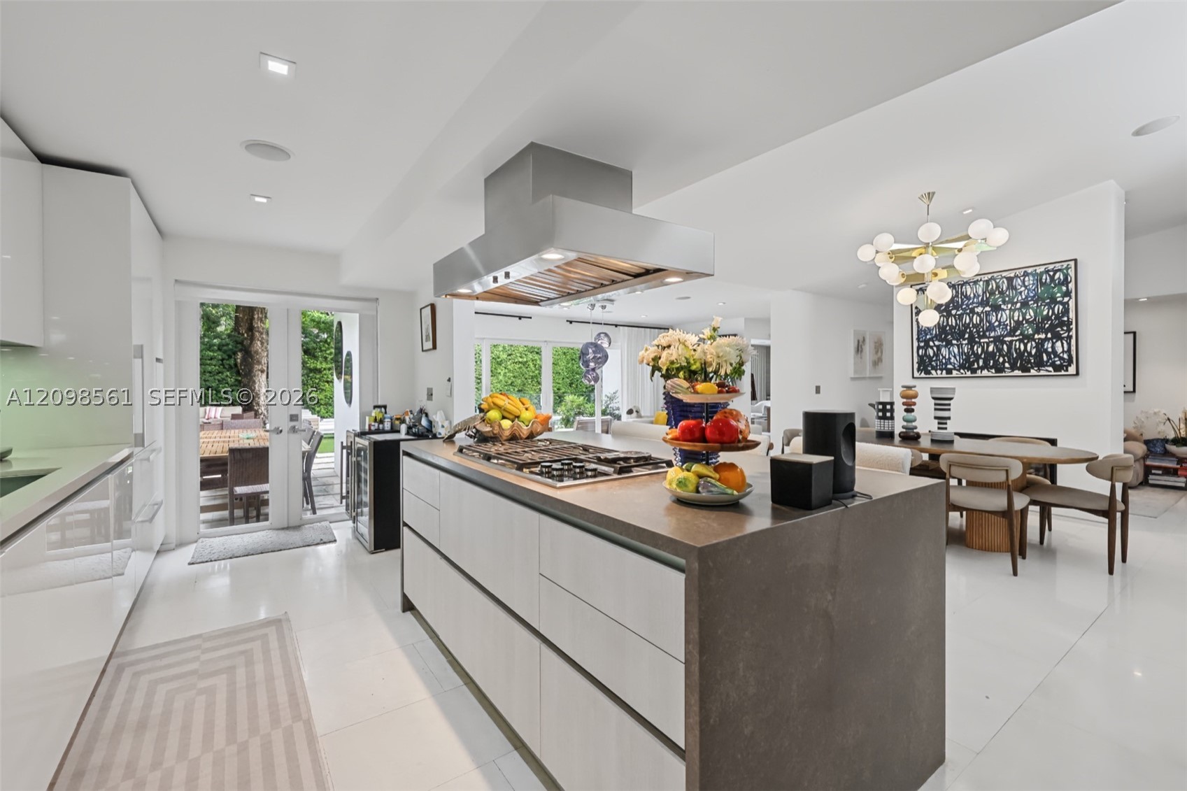 5815 N Bay Rd, Miami Beach FL 33140