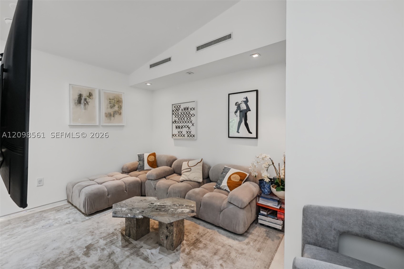 5815 N Bay Rd, Miami Beach FL 33140