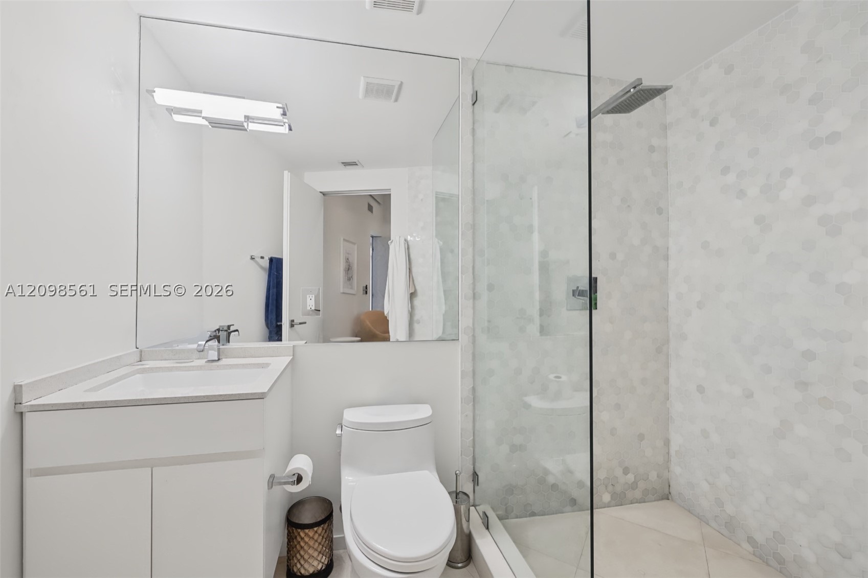 5815 N Bay Rd, Miami Beach FL 33140