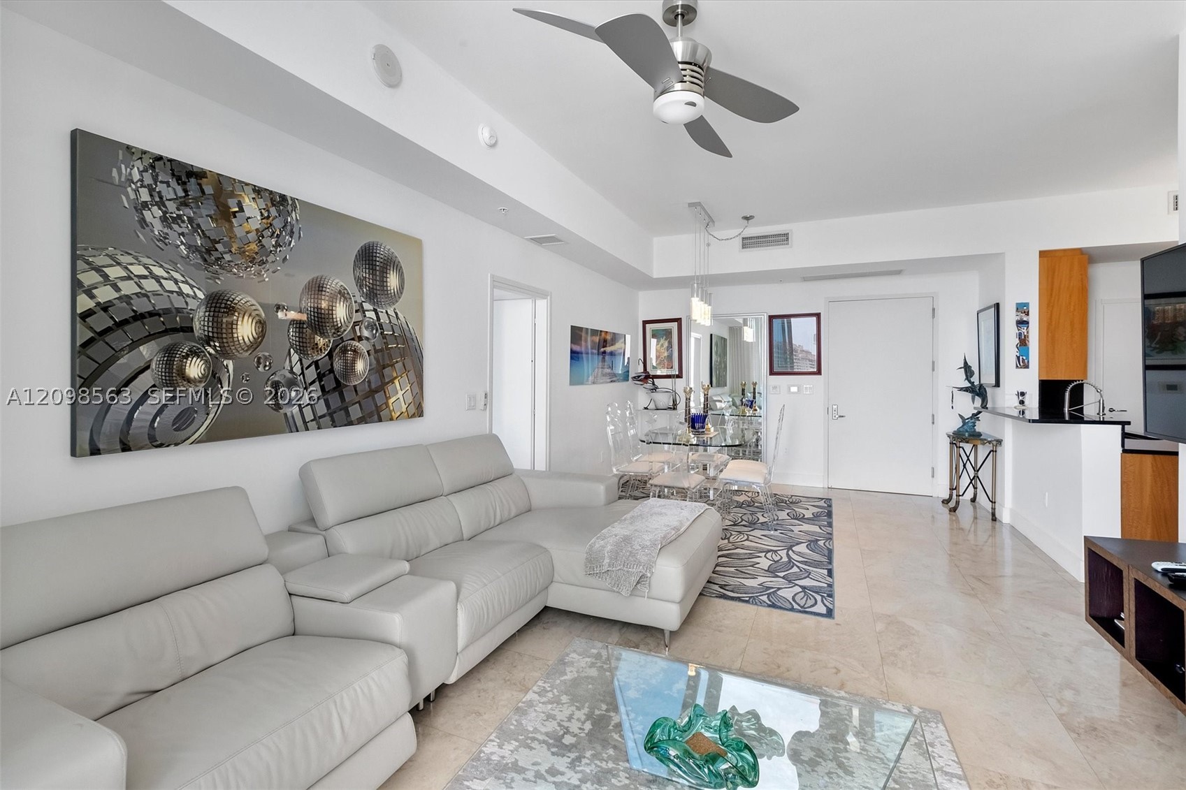 50 S Pointe Dr #704, Miami Beach FL 33139