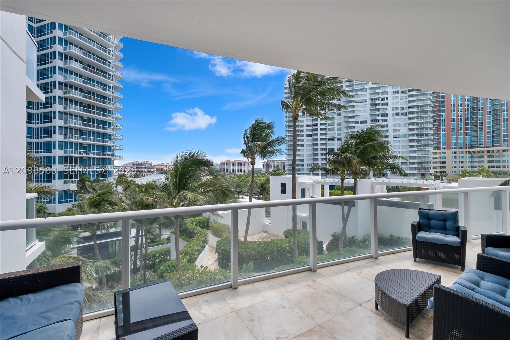 50 S Pointe Dr #704, Miami Beach FL 33139