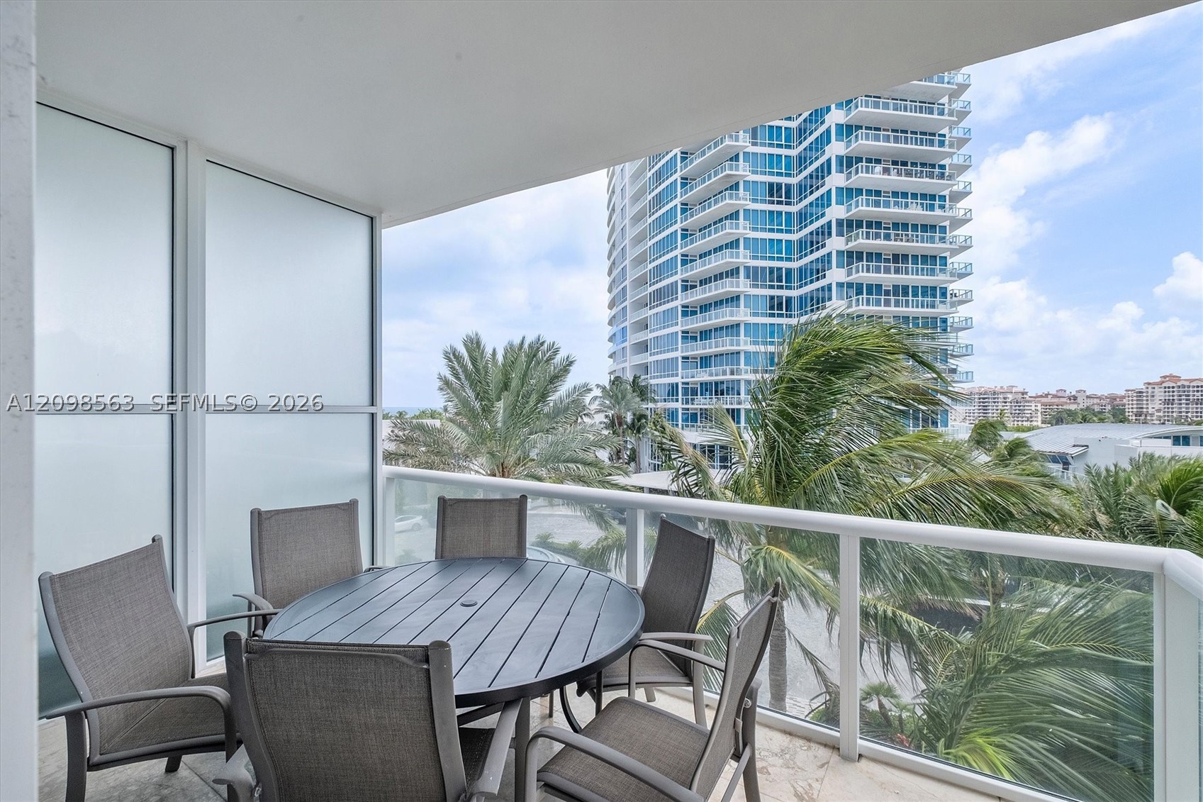 50 S Pointe Dr #704, Miami Beach FL 33139