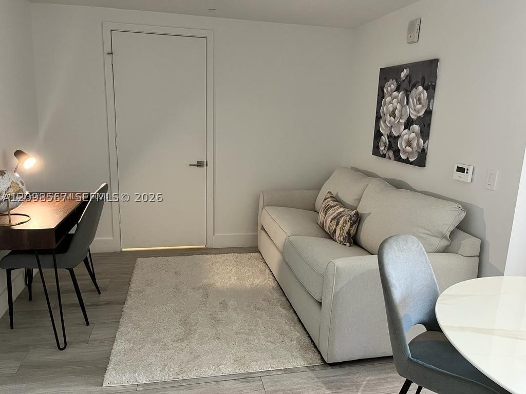 121 NE 34th St #1206A, Miami FL 33137