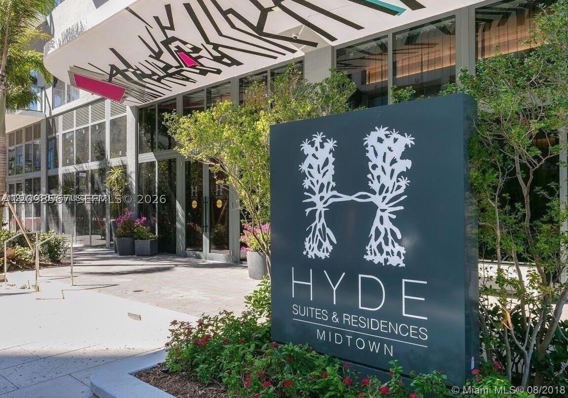 121 NE 34th St #1206A, Miami FL 33137