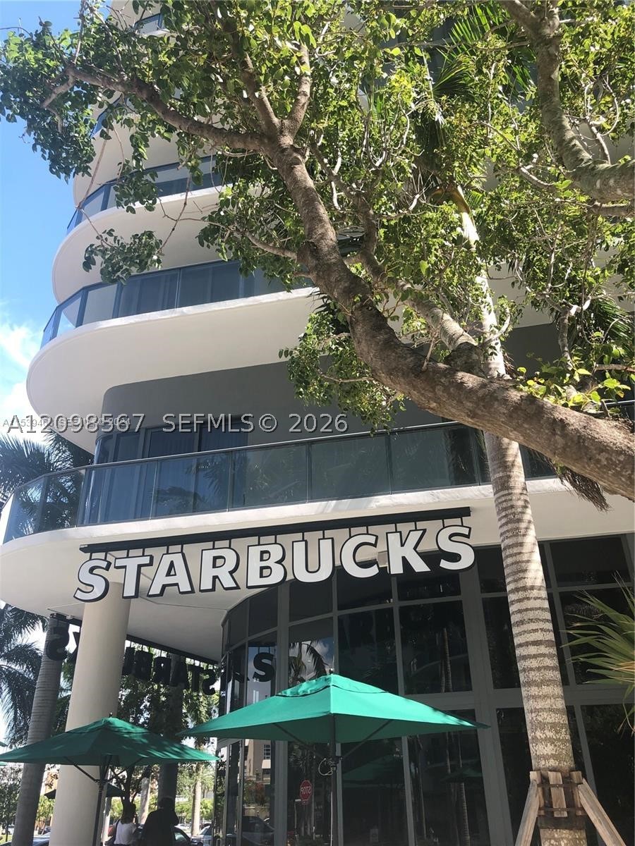 121 NE 34th St #1206A, Miami FL 33137