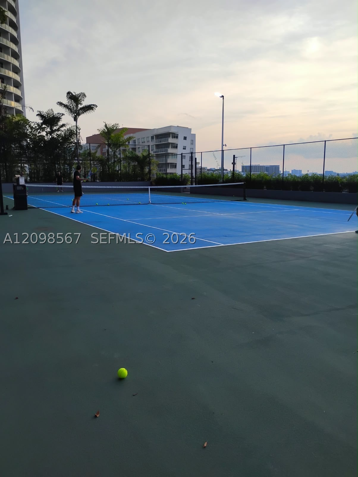 121 NE 34th St #1206A, Miami FL 33137
