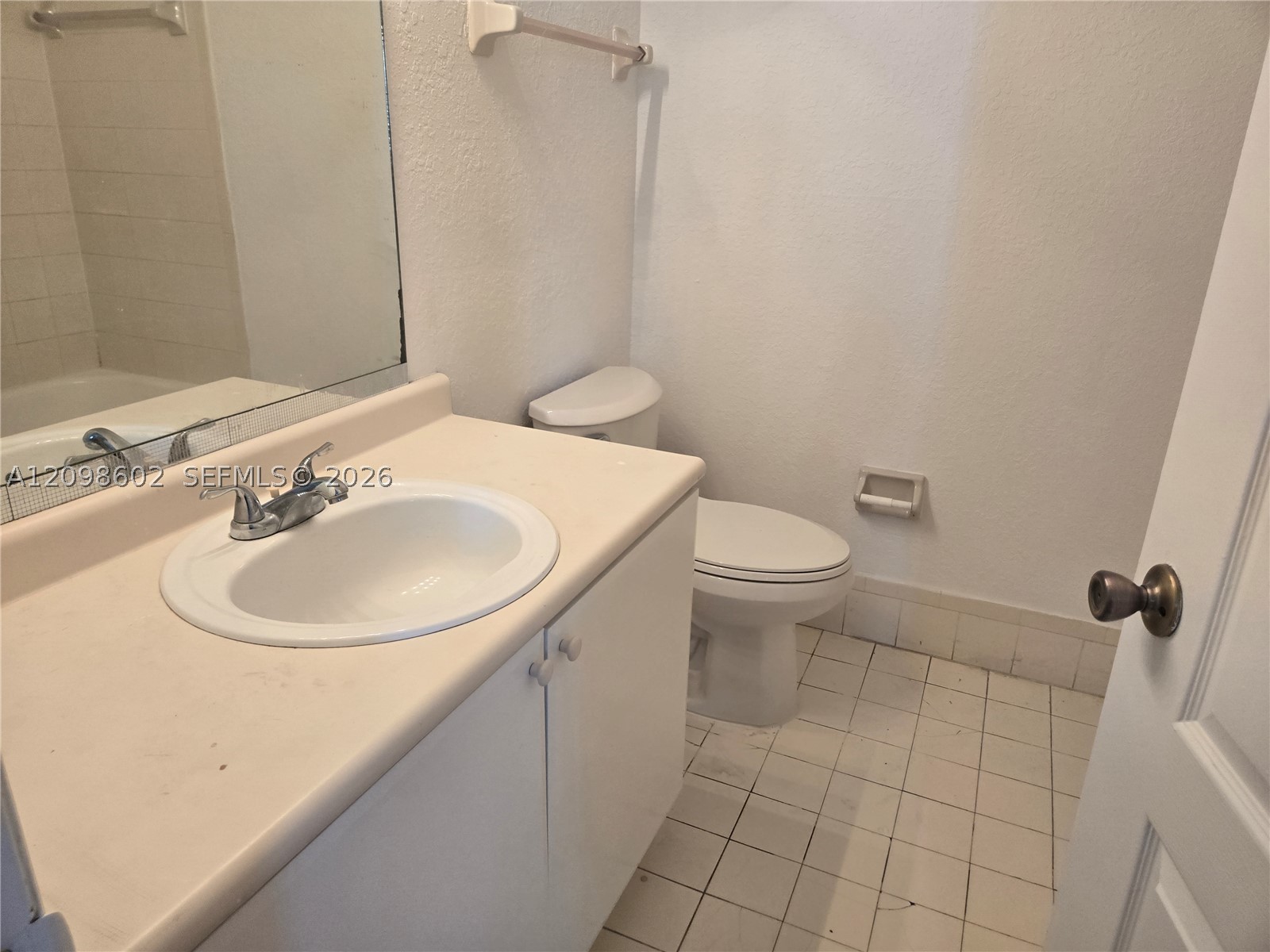 1661 SE 29th Ct #200, Homestead FL 33035