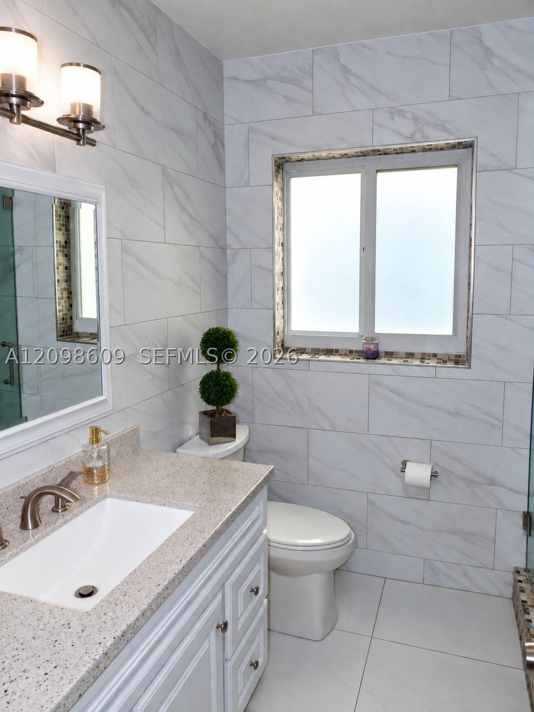 285 NW 48th Pl, Miami FL 33126